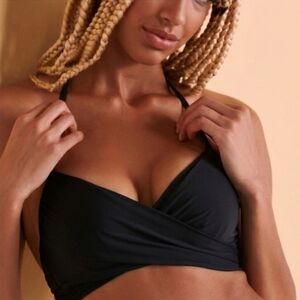 Black Halter Underwire Padded Bikini Top Only SZ L Cup D